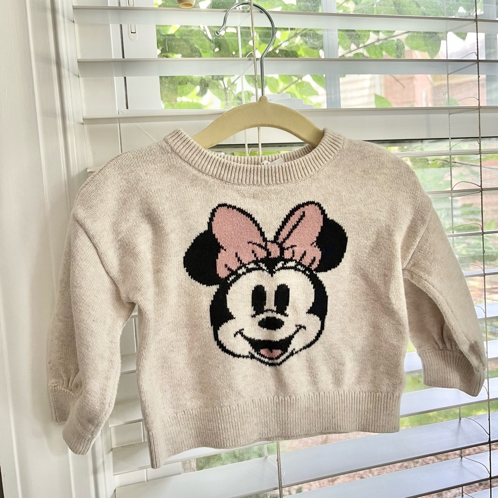 Gap x Disney Minnie Mouse sweater